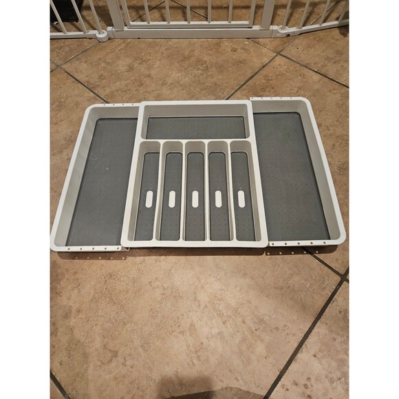 Plastic Expandable Silverware Tray Adjustable16.5" x  12" up to 16.5" x 23" - Picture 2 of 8